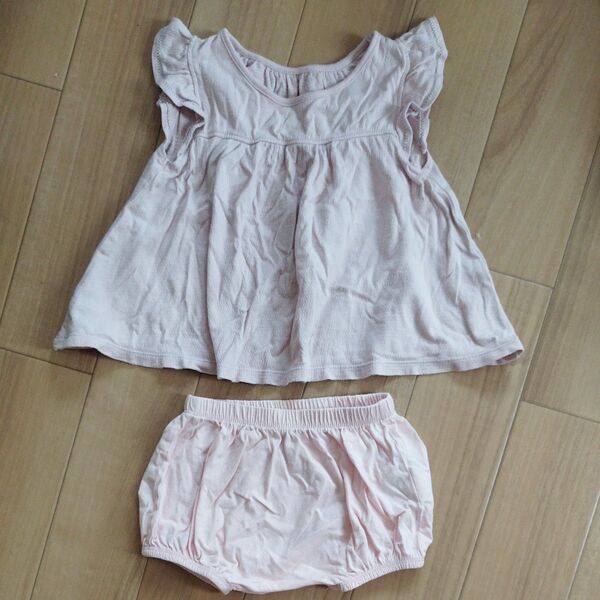 セットアップ ベビー 夏用 ユニクロTシャツ80cm&ベビーギャップパンツ70cm