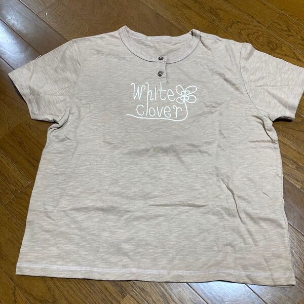半袖Tシャツ レディース 3 L 半袖Tシャツ 新品未使用品 色はベージュ