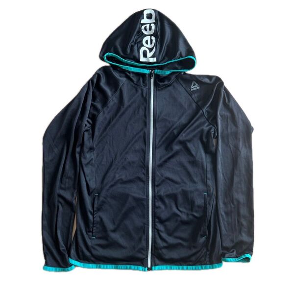 Reebokラッシュガード