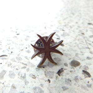 HWZN BROSS ハウゼンブロス Eight legged cross brass pins 新品≪留め具がピンタイプ≫