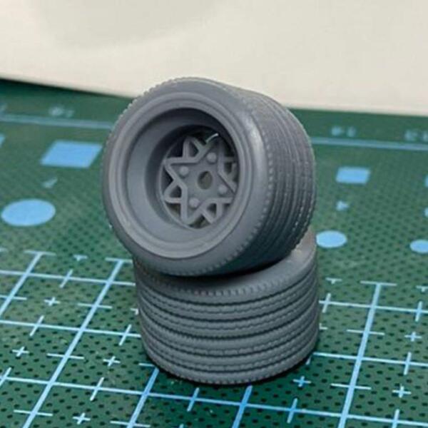 1/24スケール 13インチ ホイールTR&トレッド付タイヤCRセット(角浅リム)