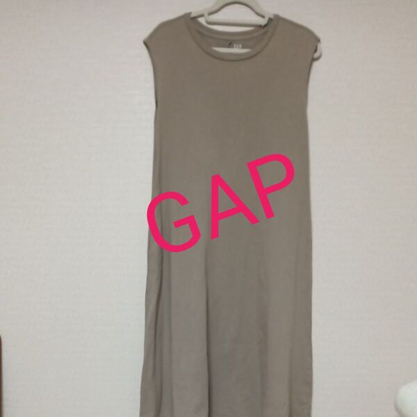 ロング丈ワンピース ノースリーブ GAP Tシャツ