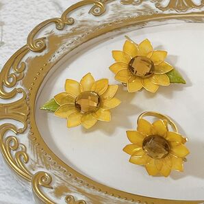 ひまわり ピアス&リング セット