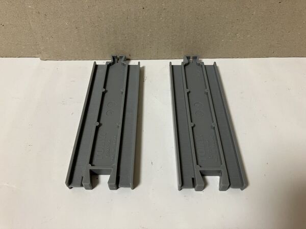 Z【プラレール】1/2直線レール やや濃いグレー 2本