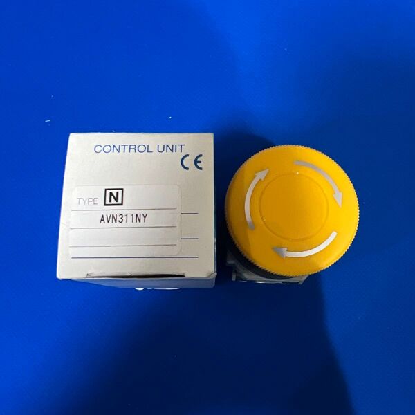 【未使用品】IDEC製プッシュプル方スイッチ 30φ1a1b AVN311NY