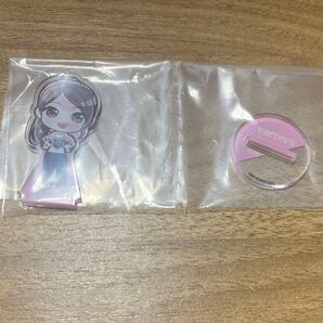 ルセラフィム サクラ アクリルスタンド
