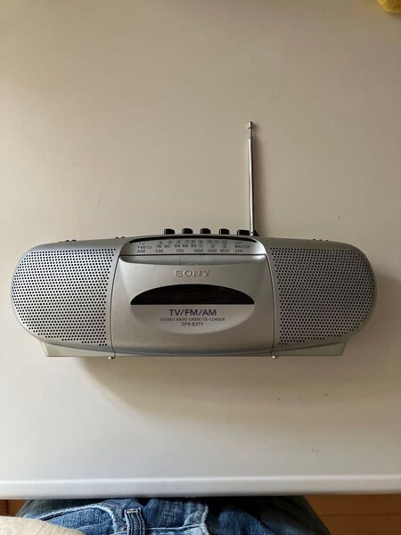 【ジャンク品】ソニー CFS-E2TV ラジオカセットコーダー