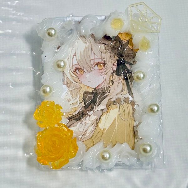 04 ホイップデコ 白×黄色 トレカケース 硬貨ケース