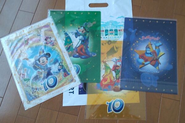 ディズニーシー10周年 クリアファイル4枚【新品】+おまけ1枚