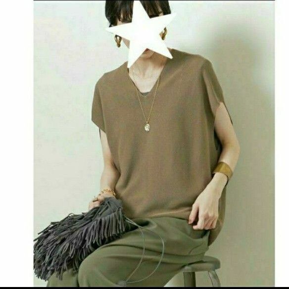 美品 U.A サマーニット バックボリューム フレンチスリーブ ニット W