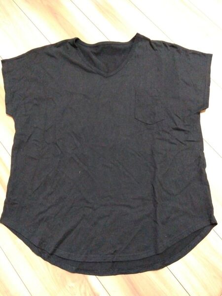 Tシャツ V襟