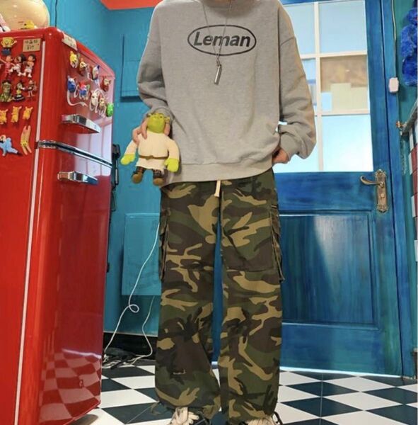 カーゴ パンツ ワイドボトムス テーパードパンツ 迷彩柄 カモフラージュ柄 カーキ
