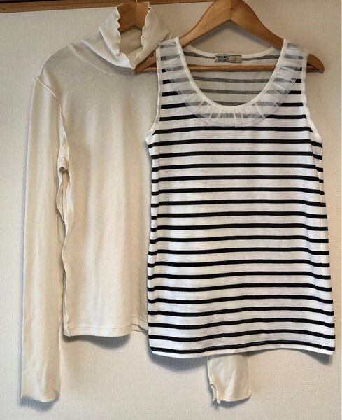 【2枚まとめ売り】★GUメローモックネックカットソー★フリル付きボーダーTシャツ 長袖 ノースリーブ アイボリー ベージュ S M