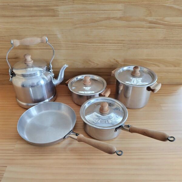 ままごと アルミ製 Gluckskafer グリュックスケーファー