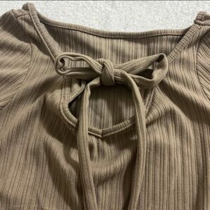 SHEIN シーイン バックリボン トップス