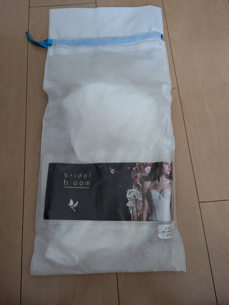 ブライダルビスチェ B65