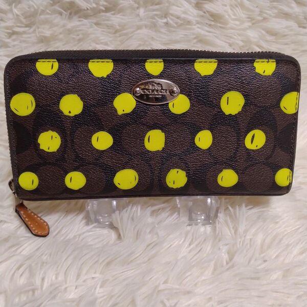 COACH 長財布 シグネチャー ドット柄 ブラウン