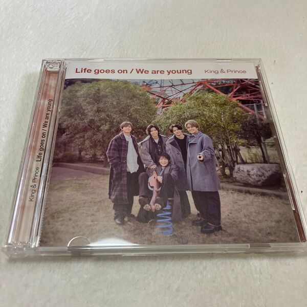 Life goes on/We are young (Dear Tiara盤/FC限定) (DVD付) King & Prince