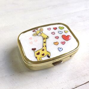 ピルケース アクセサリーケース キリン 可愛い ハンドメイド
