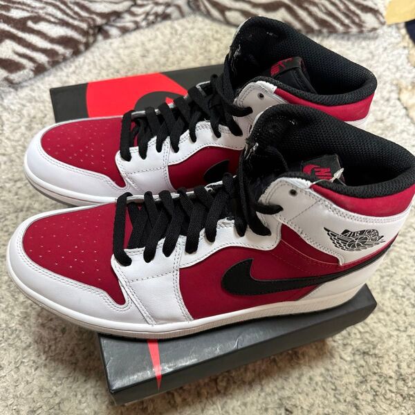 Nike Air Jordan 1 Retro High OG "Carmine"
