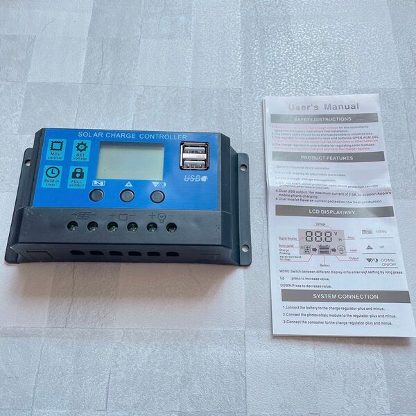 【やや汚れあり】ソーラー チャージャーコントローラー 12V 24V 30A