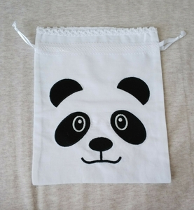 新品 香港 香港購入 パンダ 刺繍 巾着 ポーチ リネン panda Hongkong 香港土産 小物入れ 大