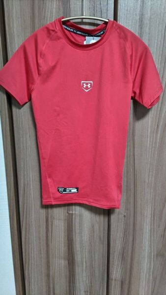アンダーアーマー ヒートギア SMサイズ Tシャツ