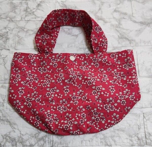 苺柄 丸底バック ハンドメイド