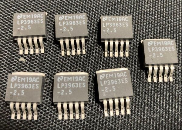 ナショナルセミコンダクタ 低ドロップアウト レギュレータ LP3963ES (2.5V 3A) 7個セット
