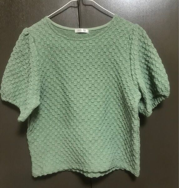 ハニーズ購入 コルザ ぽこぽこカットソー グリーン Sサイズ 伸縮性あり