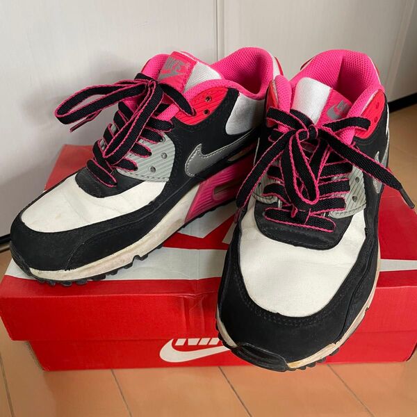 値下げ!NIKE AIRMAX22.5㎝