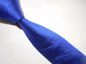 (81) Armani / necktie /24