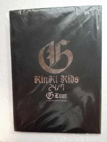 KinKi Kids 2003−2004コンサートパンフレット