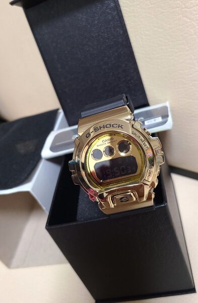 G-SHOCKメタルゴールド