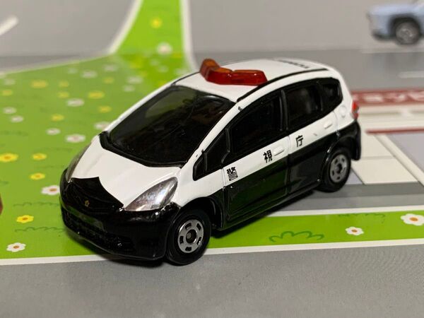 トミカ 非売品 ホンダ フィット パトロールカー