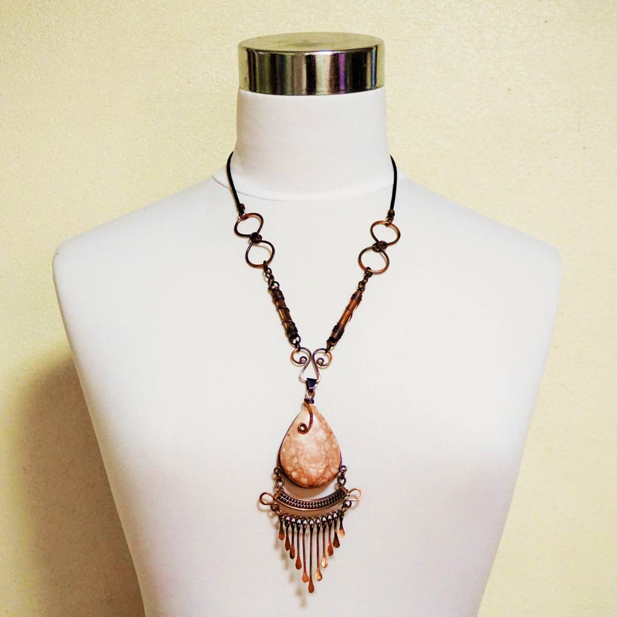 One of a kind!! ☆Brand new☆ [Cuba] Caribbean Artist Delicate Handmade Copper Necklace *Power Stone 010 [Free Shipping Under Certain Conditions], Women's Accessories, necklace, pendant, others