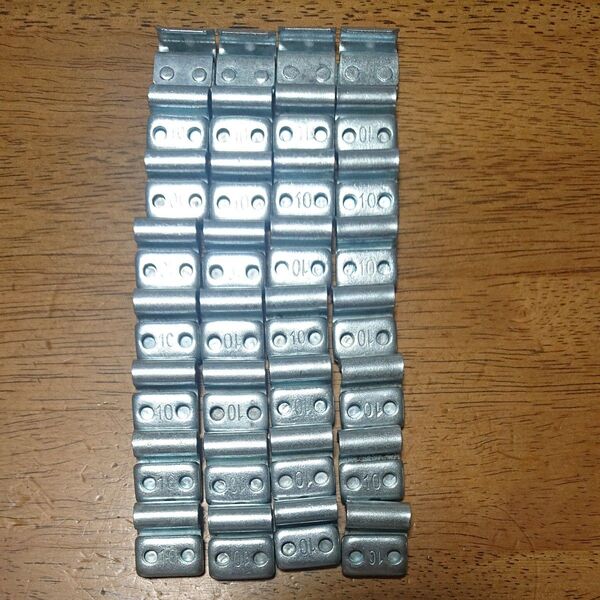ホイールバランスウェイト 10g クリップオン タイヤ ホイールバランスウェイト オートバイ車用 19 x 19mm 32個