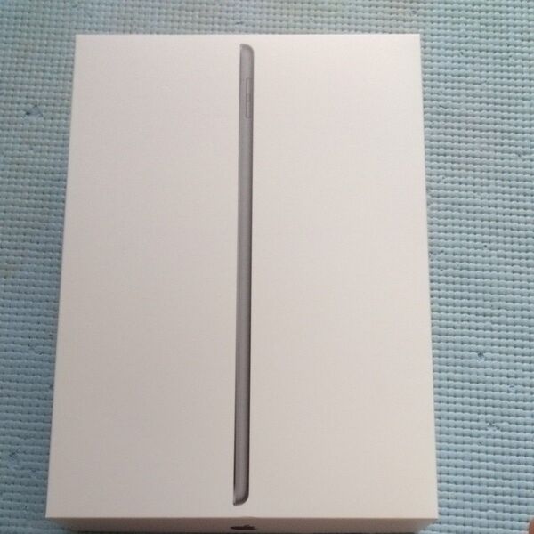 iPad 10.2インチ Wi-Fi 64GB シルバー 2021年モデルの箱のみ