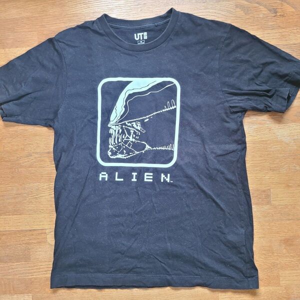 Tシャツ UNIQLO エイリアン Alien ユニクロ