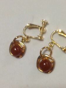  amber?..?. earrings beautiful goods 