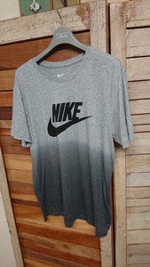 ナイキ/NIKE グラデーションTシャツ 半袖 Ｍ 