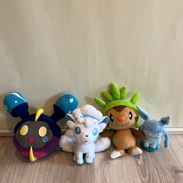 ポケットモンスターぬいぐるみ 4個(コスモッグ、アローラシロン、ハリマロン、メタモン)