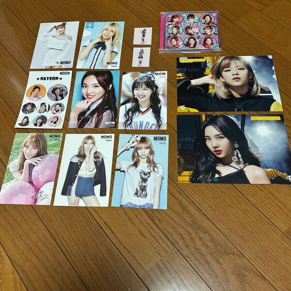 TWICE グッズ まとめ ポストカード フライヤー CD シール