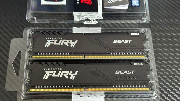 キングストン Kingston FURY デスクトップPC用メモリ DDR4 3200MHz 8GBx2枚