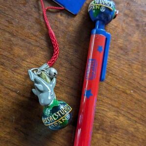 usj シャープペンシルと根付