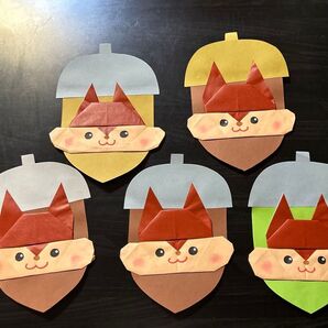 ほっぺぷっくりリス ペンダント 折り紙ハンドメイド