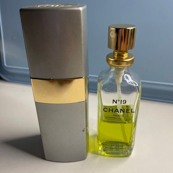 CHANEL N19 EDT 香水