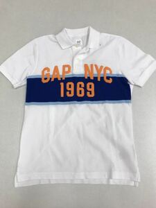 ■ＧＡＰ■新品■140■ギャップ■ロゴ入り■白にブルー■ポロシャツ■かっこいいデザイン■1-1