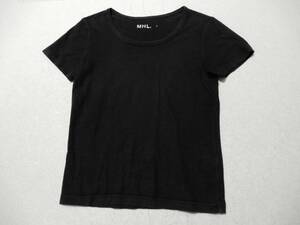 「送料無料」マーガレットハウエル：MARGARET HOWELL：MHL♪コットン100％：シンプルなインナーにも使える：黒丸首：Tシャツ＊サイズⅡ