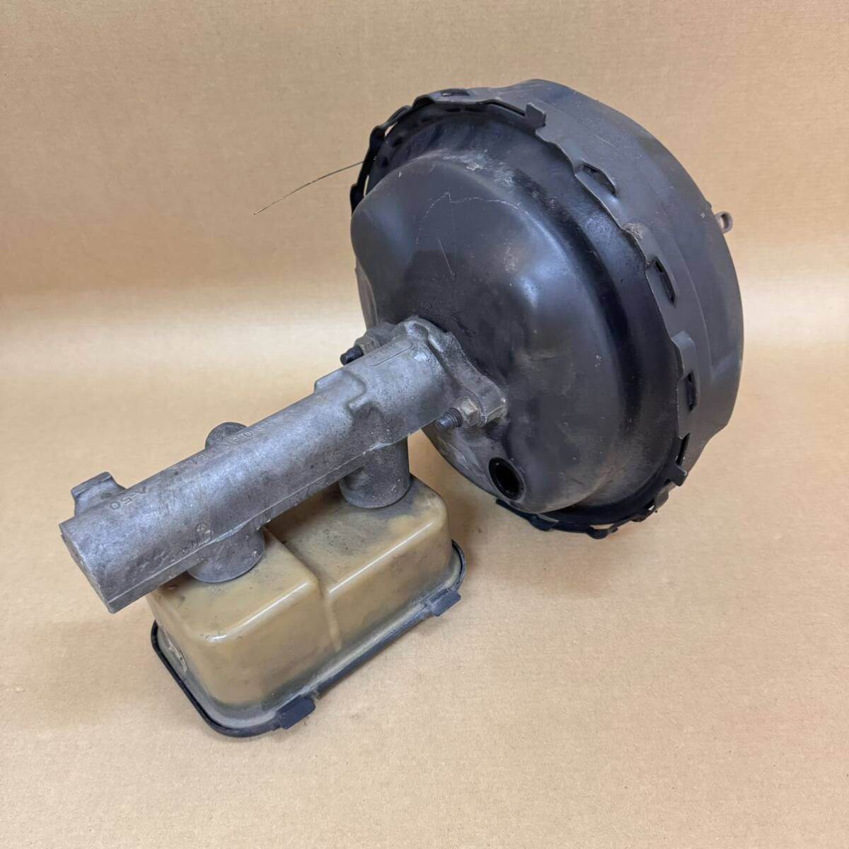 中古 JEEP ジープ グランドワゴニア用 ブレーキブースター SHSH0257-5 中古 JEEP ジープ グランドワゴニア用 ブレーキブースター SHSH0257-5